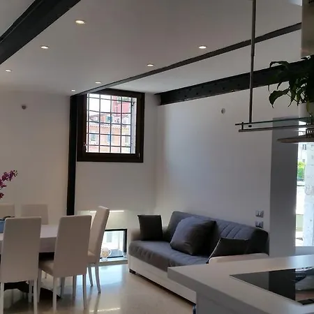 Elisabeth Waterfront *