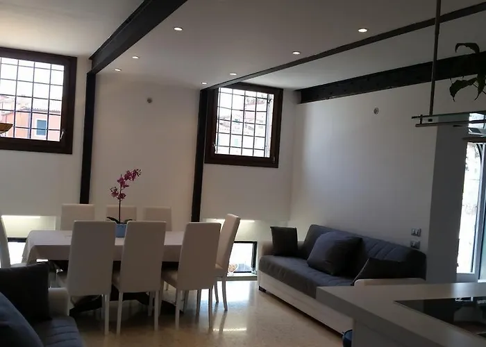 Elisabeth Waterfront *