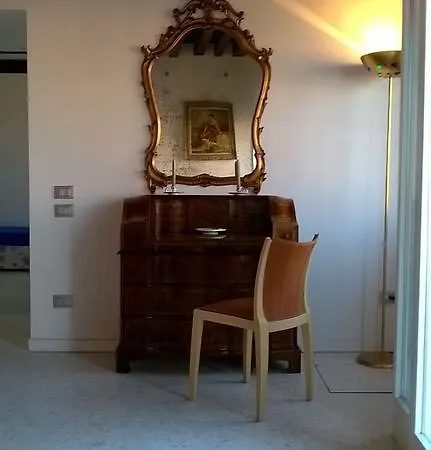 Elisabeth Waterfront Apartment