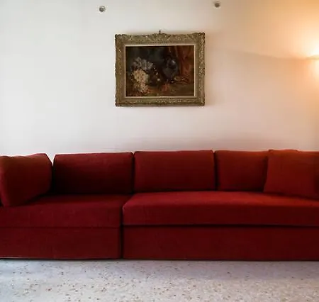 Elisabeth Waterfront *