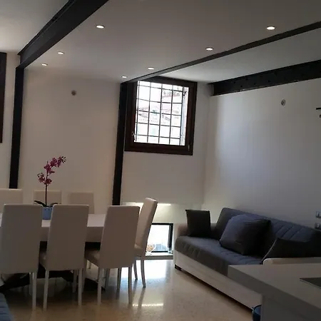 Elisabeth Waterfront *