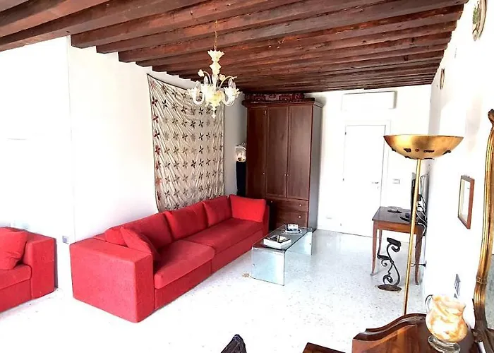 Elisabeth Waterfront Apartment